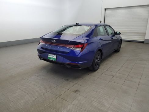 Used 2023 Hyundai Elantra SEL w/ Cargo Package FWD image 9