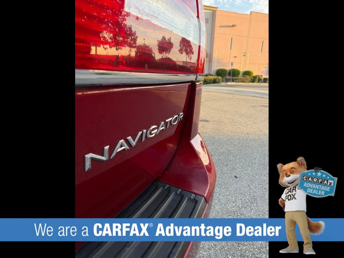 Used 2014 Lincoln Navigator 4WD image 15