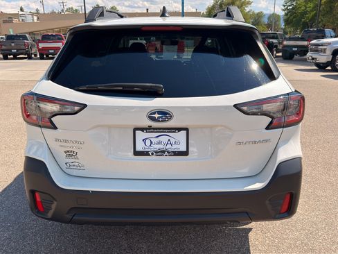Used 2022 Subaru Outback Premium AWD/4WD image 8