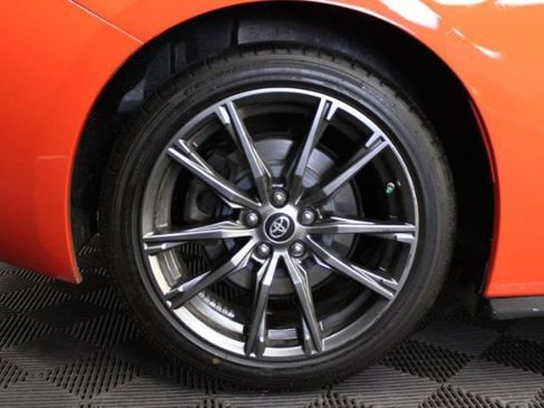 Used 2017 Toyota 86 860 Special Edition RWD image 5