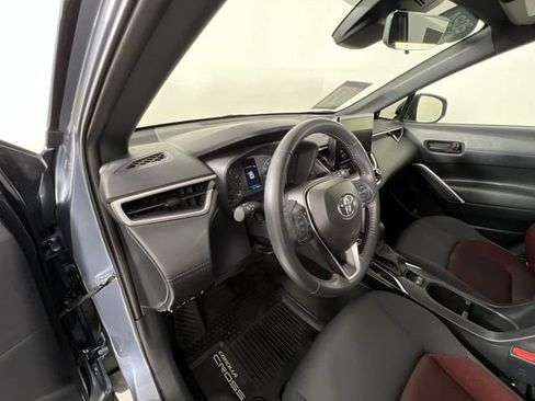 Used 2024 Toyota Corolla Cross AWD Hybrid image 10