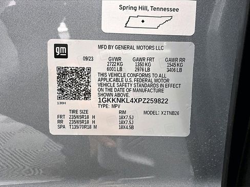 Used 2023 GMC Acadia SLE w/ Driver Convenience Package image 36