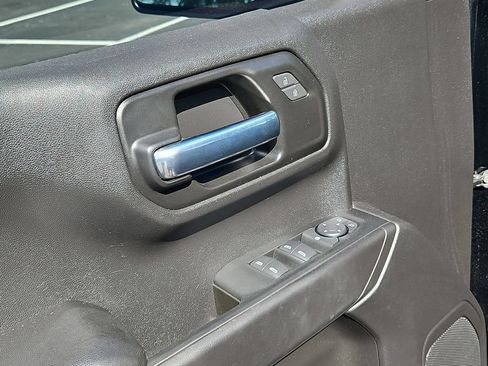 Certified 2025 Chevrolet Silverado 1500 Custom AWD/4WD image 12