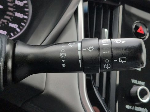 Used 2021 Subaru Outback Limited XT image 28