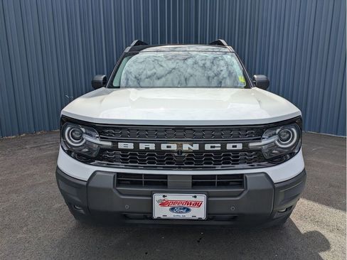 Certified 2025 Ford Bronco Sport Outer Banks w/ Outer Banks Tech Package+ image 2