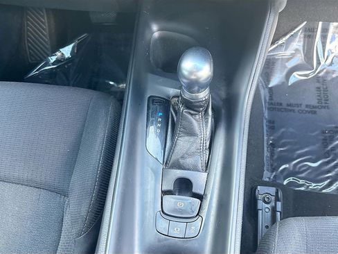 Used 2018 Toyota C-HR XLE image 19