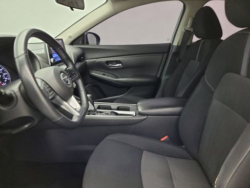 Used 2022 Nissan Sentra SV image 17