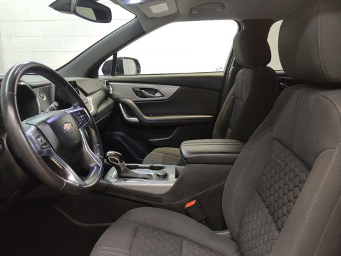 Used 2020 Chevrolet Blazer LT FWD image 17