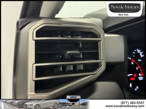 Used 2023 Toyota Tundra Limited AWD/4WD image 18