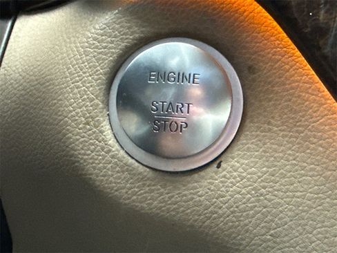 Used 2014 Mercedes-Benz ML 350 4MATIC image 25