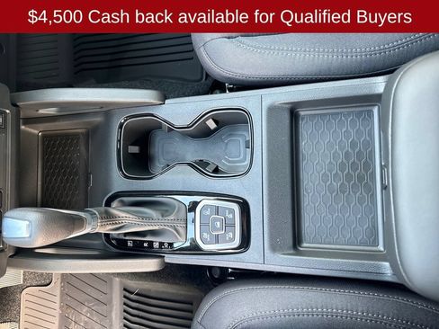 New 2026 Nissan Frontier SV w/ All-Weather Content Package AWD/4WD image 28