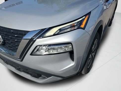 Used 2022 Nissan Rogue SV w/ SV Premium Package FWD image 25