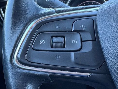 Used 2022 Buick Encore GX Select image 18