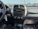 Used 2004 Toyota RAV4 4WD image 2