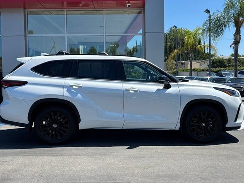 Certified 2026 Toyota Highlander XSE AWD/4WD image 4