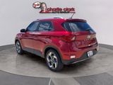 Used 2024 Hyundai Venue SEL image 3