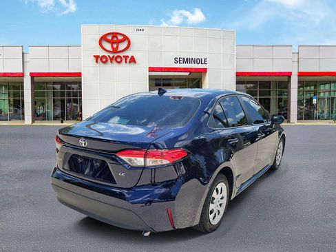 Used 2023 Toyota Corolla LE FWD image 3