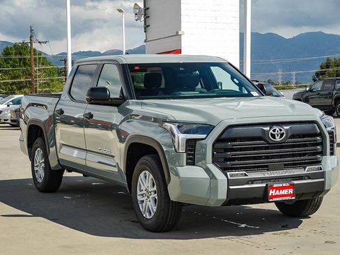 New 2026 Toyota Tundra SR5 image 3