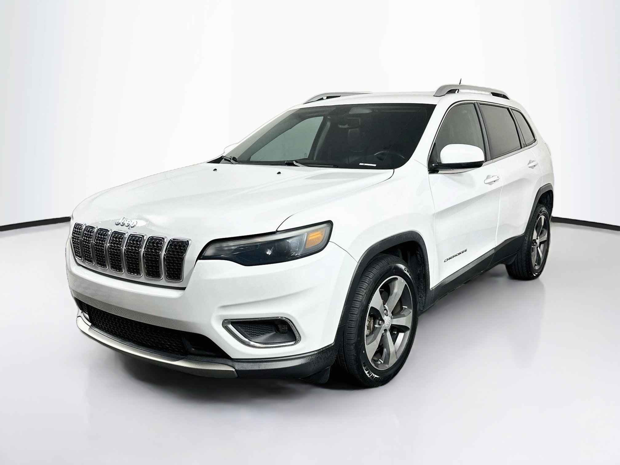 Used 2019 Jeep Cherokee Limited FWD image 3