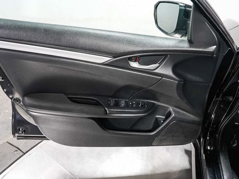 Used 2019 Honda Civic LX image 21