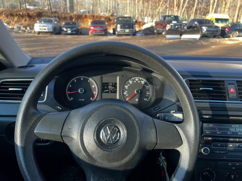 Used 2014 Volkswagen Jetta S FWD image 14