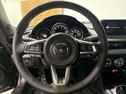 New 2025 MAZDA MX-5 Miata Grand Touring w/ Weather Package image 11