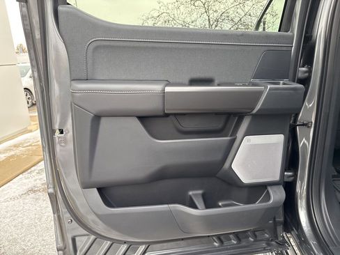 New 2025 Ford F150 Lariat w/ Equipment Group 502A High image 38