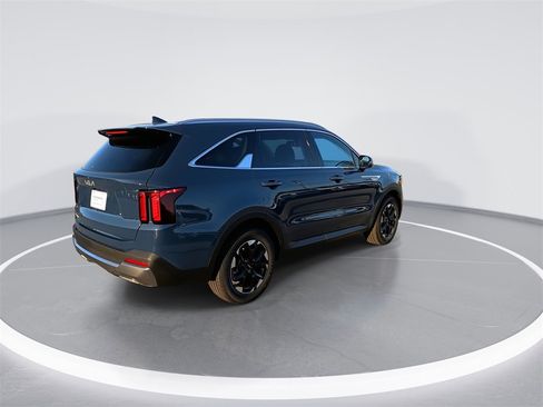New 2026 Kia Sorento S w/ S Panoramic Sunroof Package image 8