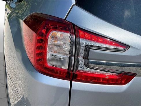 Used 2024 Subaru Ascent Limited w/ Technology Package AWD/4WD image 28