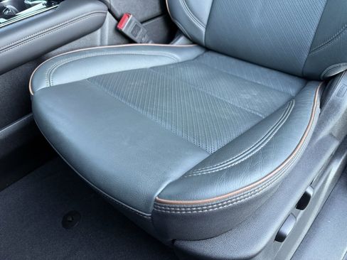 Used 2025 GMC Yukon XL AT4 w/ Premium Trailering Package image 23