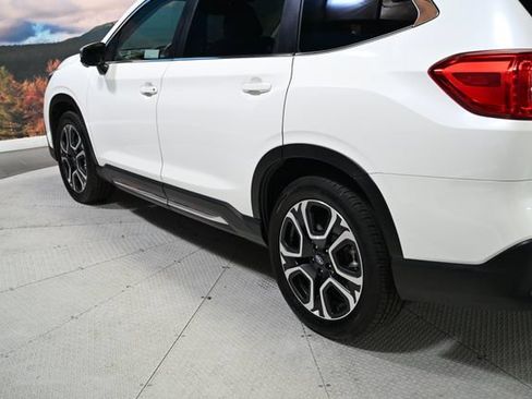 Used 2023 Subaru Ascent Limited w/ Technology Package AWD/4WD image 8