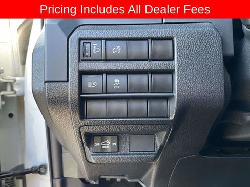 Used 2024 Toyota Tacoma SR AWD/4WD image 20