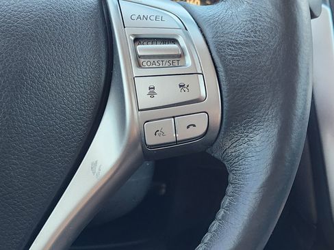 Used 2017 Nissan Altima 2.5 SL w/ 2.5 Technology Package image 28