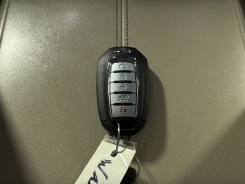 Used 2023 INFINITI QX60 Luxe w/ Cargo Package AWD/4WD image 37