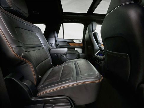 Used 2023 Lincoln Navigator Black Label AWD/4WD image 33