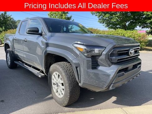Used 2024 Toyota Tacoma SR AWD/4WD image 9