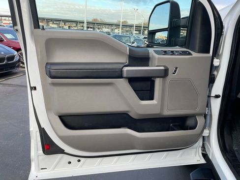 Used 2020 Ford F350 XLT image 10