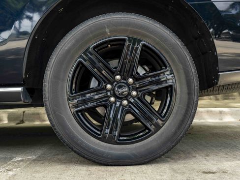 Used 2021 Ford Expedition Limited RWD image 14