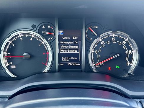 Used 2023 Toyota 4Runner Limited RWD image 13