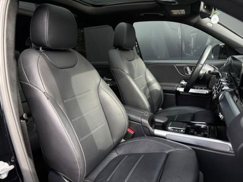 Certified 2021 Mercedes-Benz GLB 250 4MATIC image 65