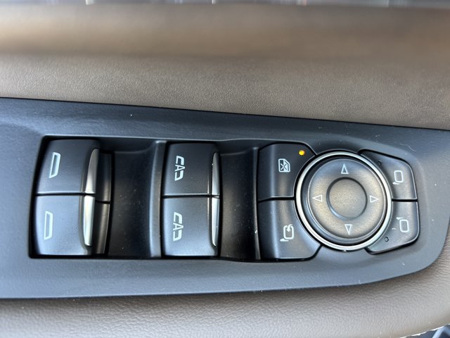 Used 2026 GMC Yukon Denali Ultimate AWD/4WD image 27
