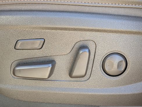 Certified 2021 Kia Telluride SX w/ Towing Package image 28