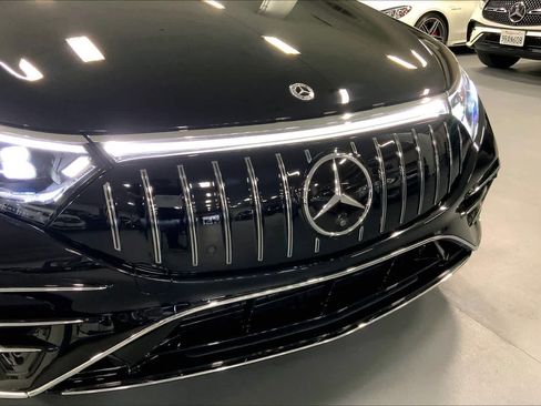 Certified 2023 Mercedes-Benz EQS AMG 4MATIC image 28