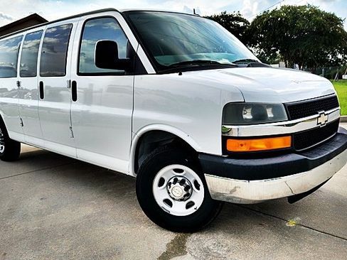 Used 2012 Chevrolet Express 3500 LT w/ LT Preferred Equipment Group RWD image 2