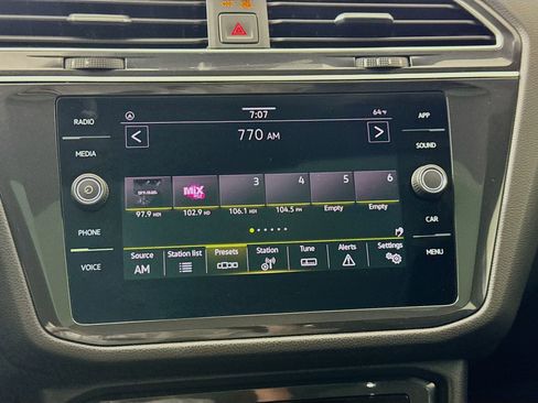 Used 2024 Volkswagen Tiguan SE R-Line w/ MDO Package, Three-Row FWD image 15