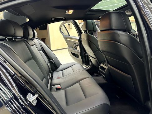 Used 2013 BMW 550i Sedan image 36