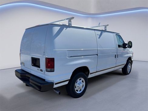 Used 2013 Ford E-350 and Econoline 350 Super Duty image 3