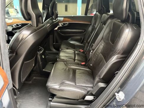 Used 2017 Volvo XC90 T8 Inscription w/ Luxury Package image 14