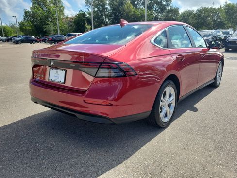 Certified 2023 Honda Accord LX image 6