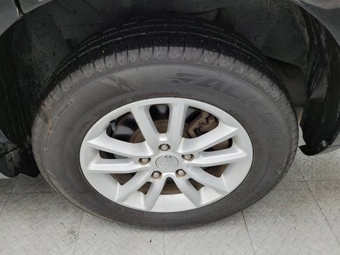 Used 2017 Dodge Journey SXT image 31